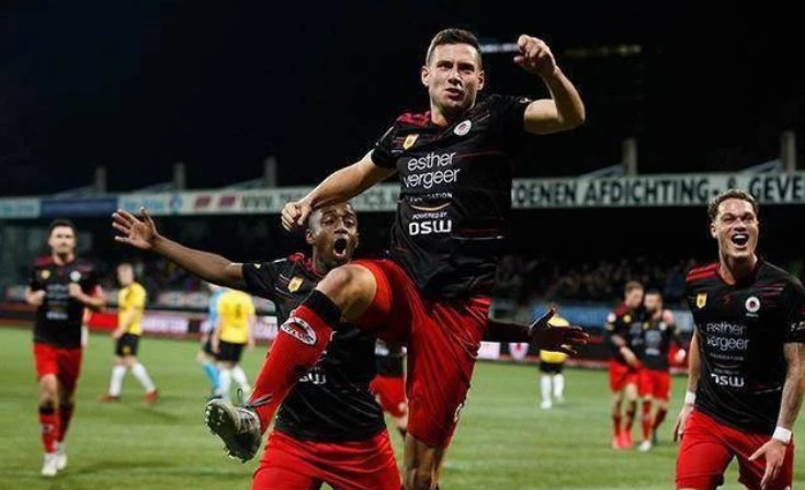 这位年仅2 这位年仅2